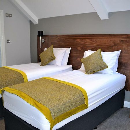 New Park Hotel Carmarthen Eksteriør bilde