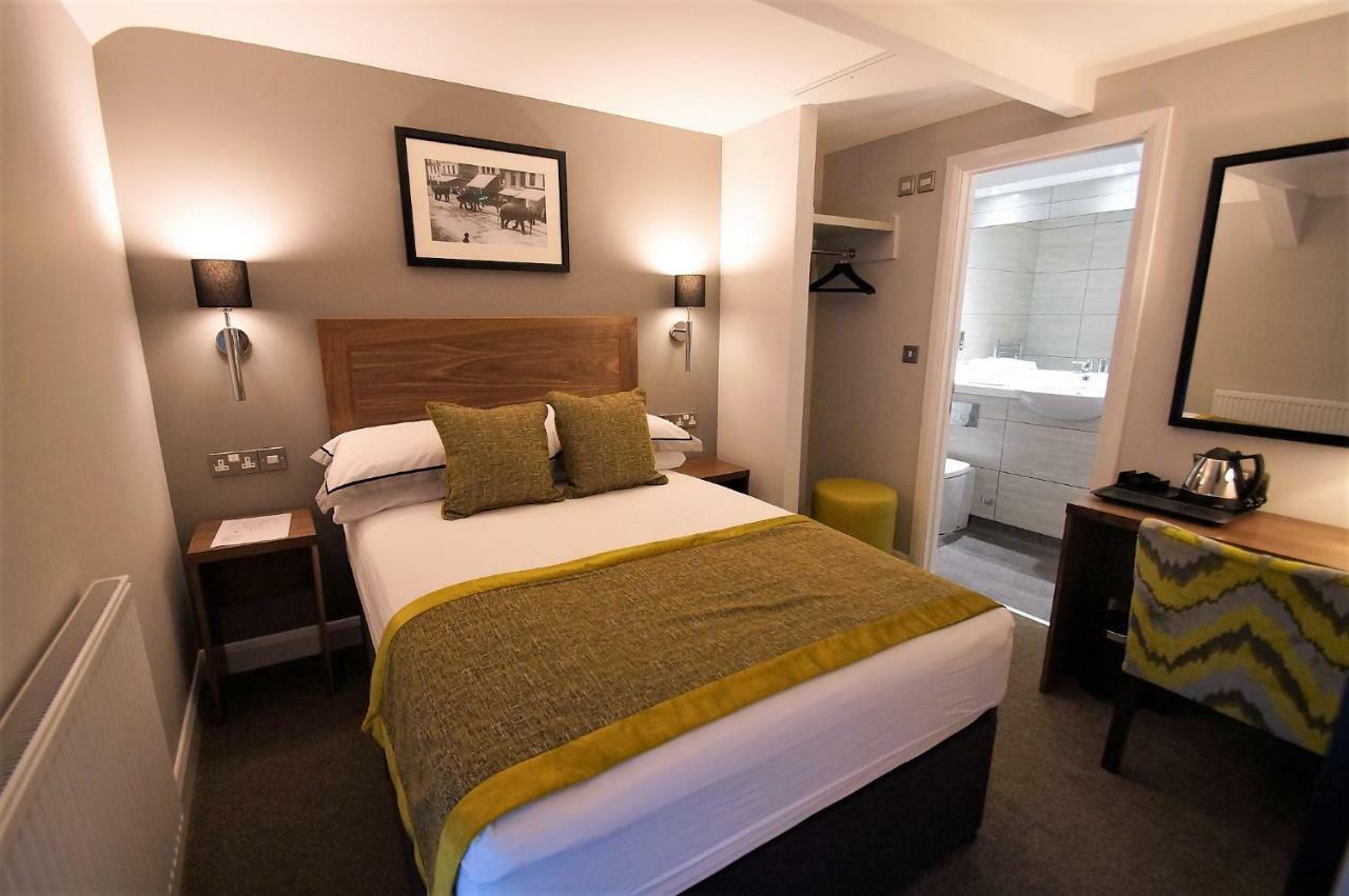 New Park Hotel Carmarthen Eksteriør bilde