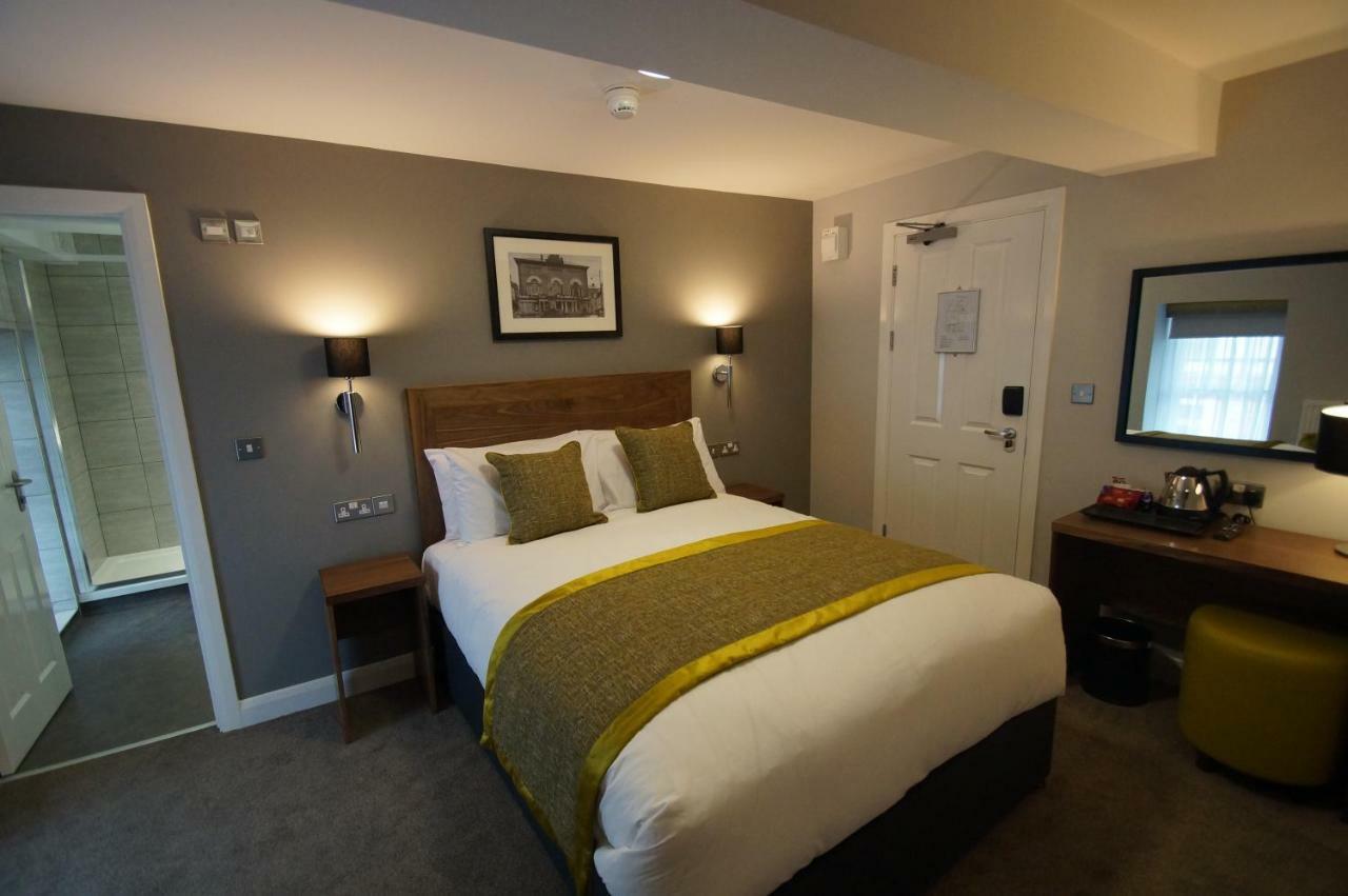 New Park Hotel Carmarthen Eksteriør bilde